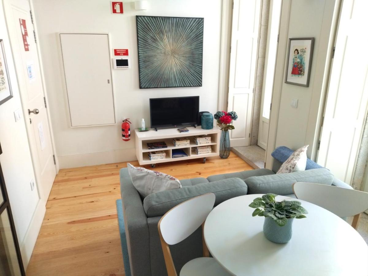 Santa Catarina Patio Apartment - With Washer Machine Porto Ngoại thất bức ảnh