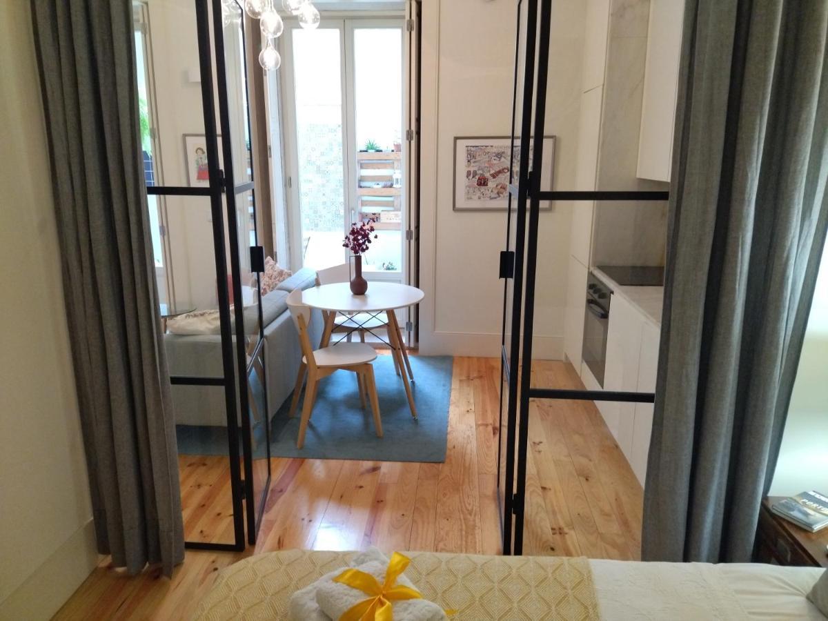 Santa Catarina Patio Apartment - With Washer Machine Porto Ngoại thất bức ảnh