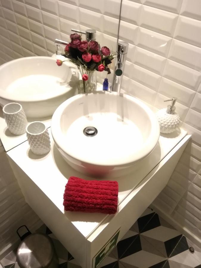Santa Catarina Patio Apartment - With Washer Machine Porto Ngoại thất bức ảnh